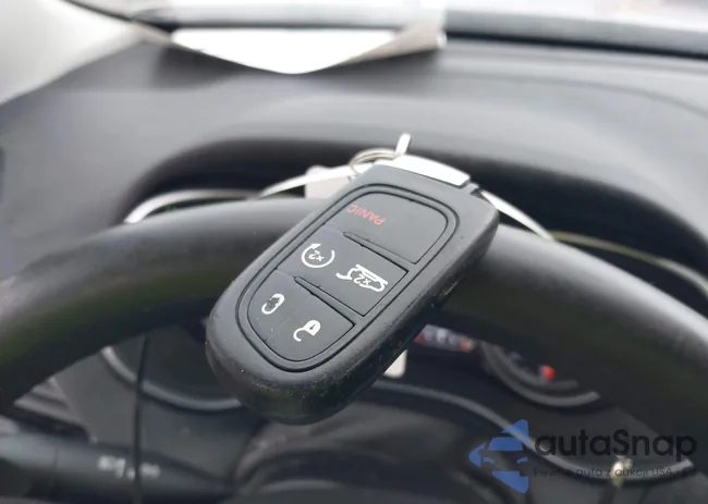 1C4PJMDN8KD208938: 44423074