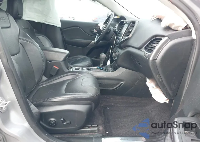 1C4PJMDN8KD208938: 44423074