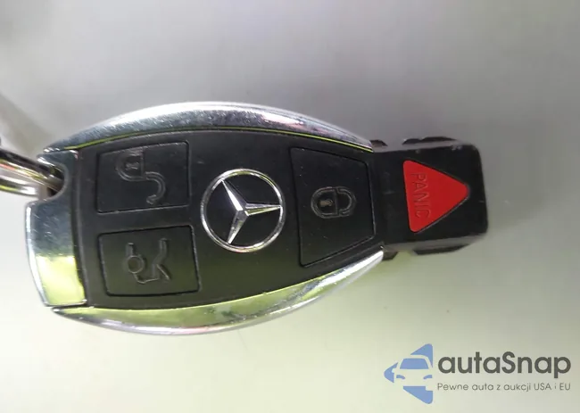 WDDSJ4EB7JN653183: 44423138