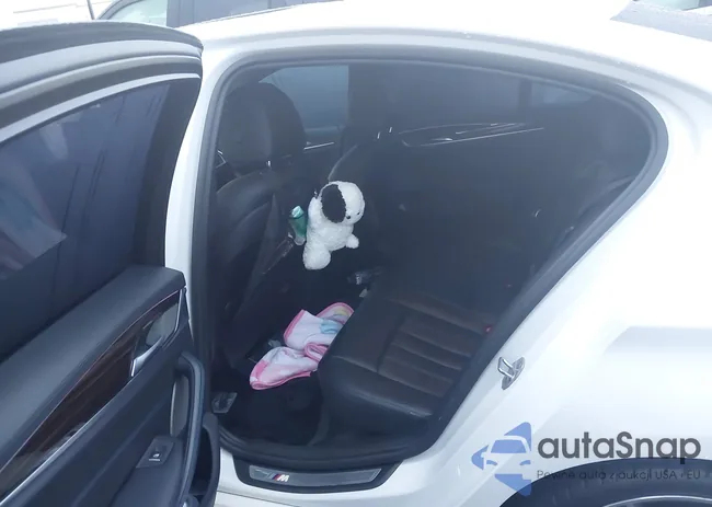 WBAJE5C36HG914438: 44423216