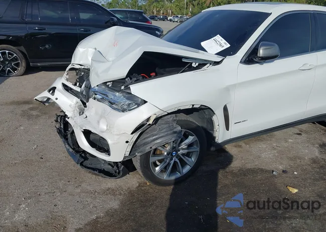 5UXKU2C5XK0Z64168: 44422569