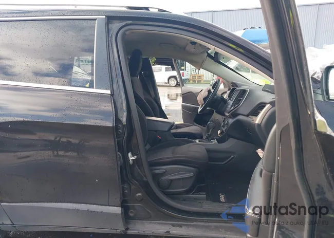 1C4PJLCB2FW663117: 44422594