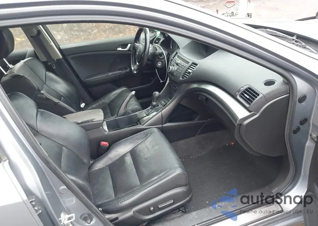 JH4CU2F63CC010984: 44422678