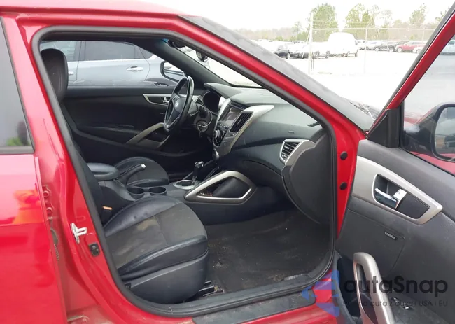 KMHTC6AD5GU299850: 44422699