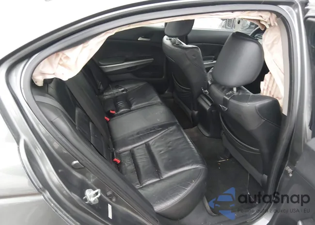 1HGCP26889A093103: 44423865