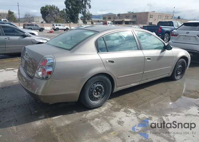 1N4AL11D35C187829: 44424197