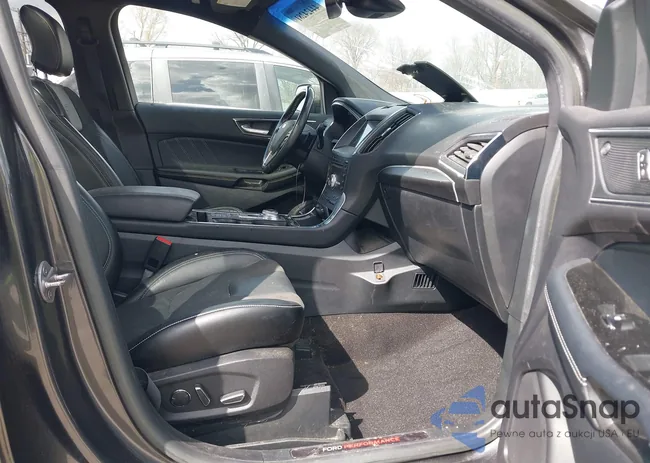 2FMPK4AP2KBC15582: 44424281