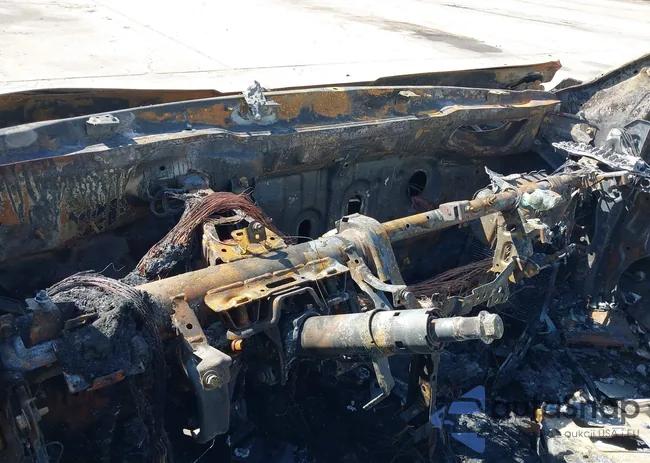 5NMJE3AE3PH215805: 44424285