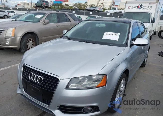 WAUBEAFM3CA110191: 44424309