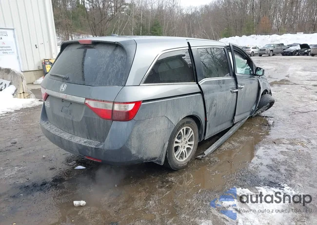 5FNRL5H6XCB002512: 44424316