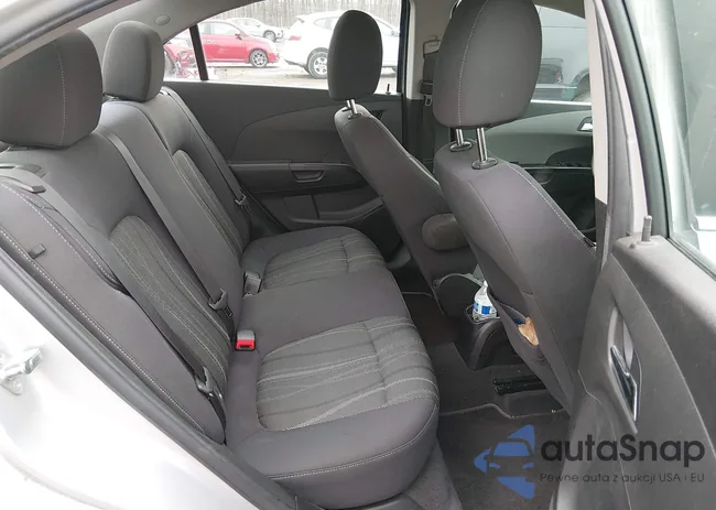 1G1JC5SH8E4105017: 44424318