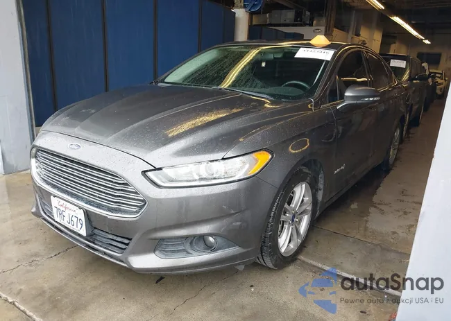 3FA6P0LU6GR329418: 44423416