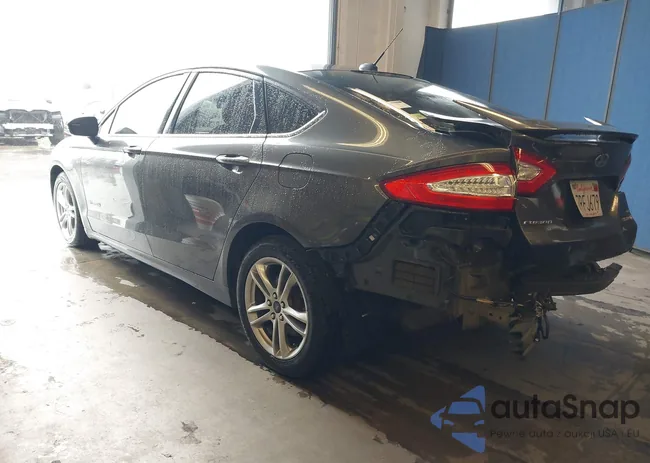 3FA6P0LU6GR329418: 44423416