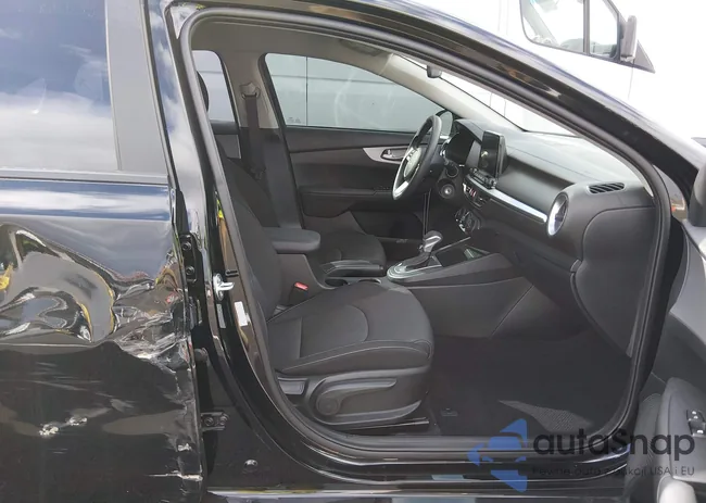 3KPF24AD7RE801509: 44423490