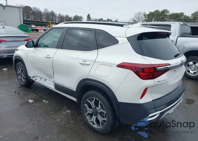 KNDERCAA4M7119462: 44423548