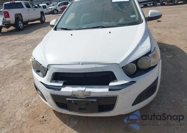 1G1JA6SH6D4205773: 44423557