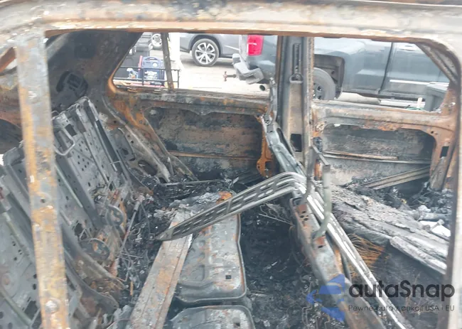 4JGDA5GB4KB215631: 44423562