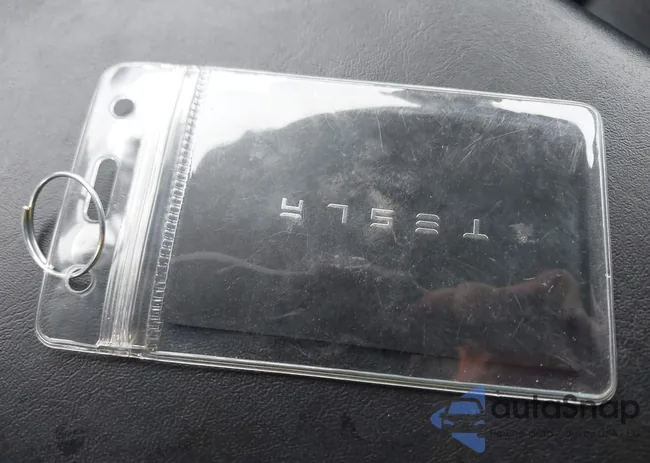 5YJ3E1EA4JF123647: 44423580