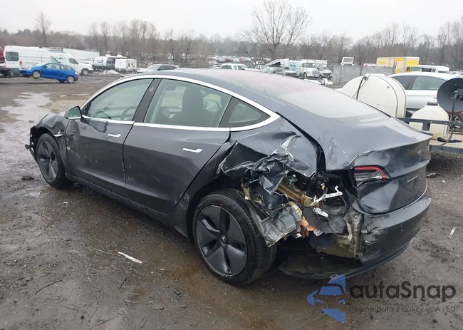 5YJ3E1EA4JF123647: 44423580