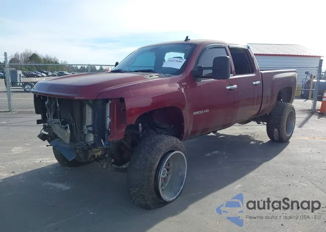 1GC1KXE86DF136187: 44423680