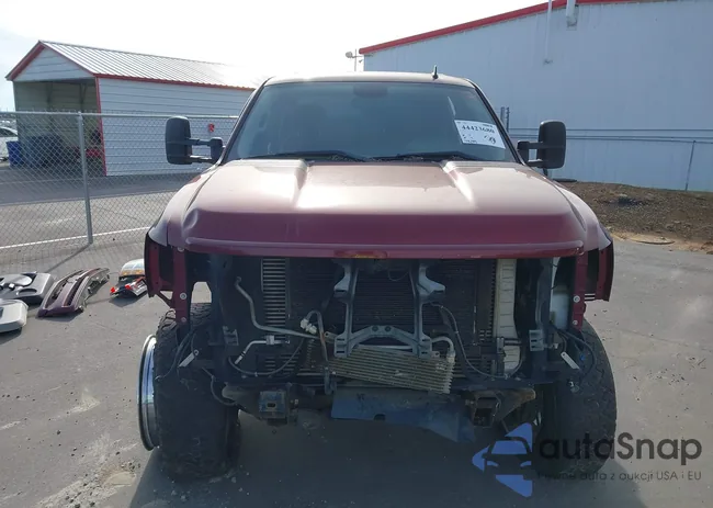 1GC1KXE86DF136187: 44423680