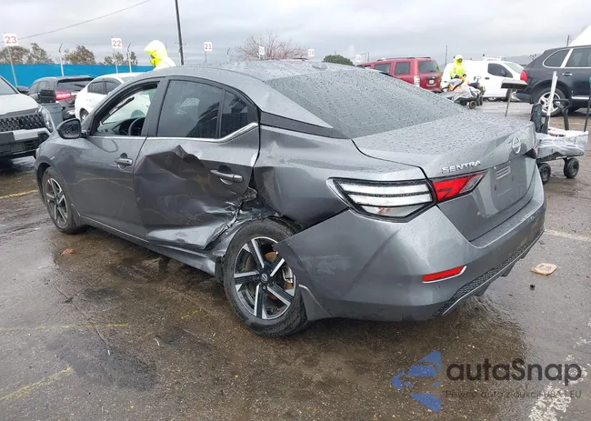 3N1AB8CV3RY370031: 44423695