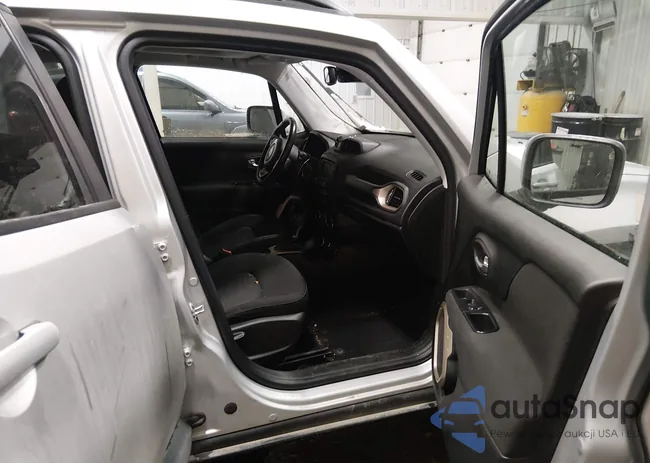 ZACCJBBB4HPF70884: 44423743