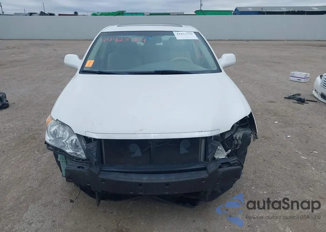 4T1BK36BX9U342702: 44423764