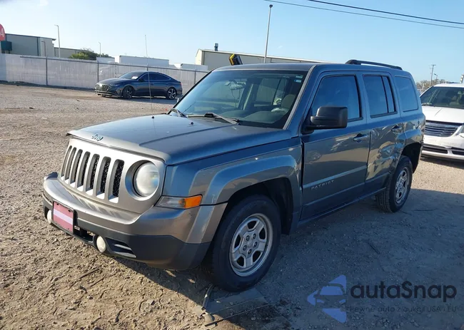 1C4NJPBA0DD235000: 44423777