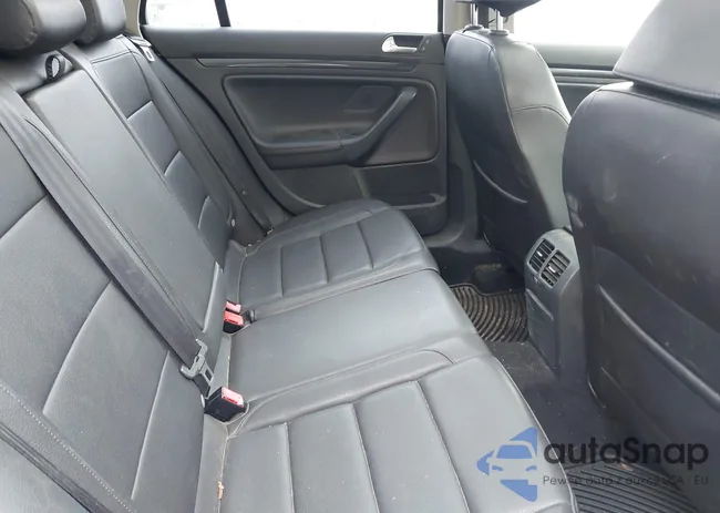 3VWML7AJ6BM676040: 44423803