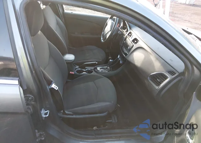 1C3CCBBB8CN176496: 44424809