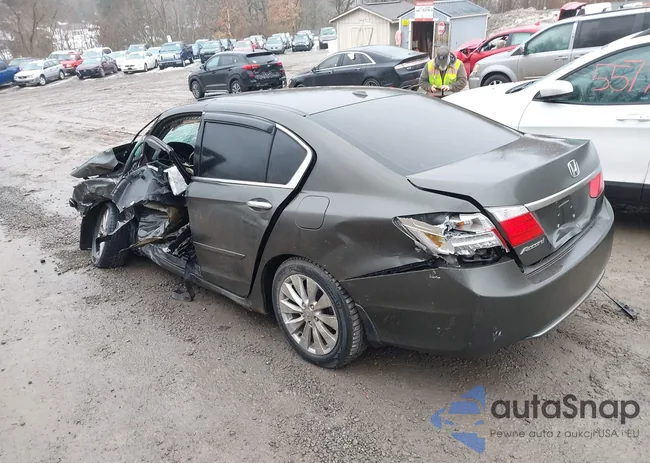 1HGCR2F85DA256289: 44424881