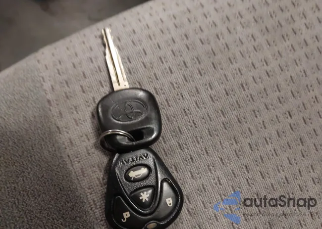 2T1BR32E47C788452: 44424941