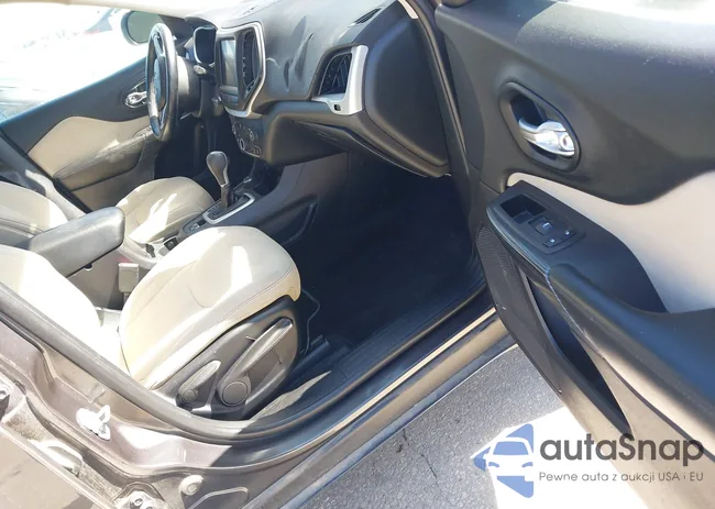 1C4PJMCB0HW550016: 44425099