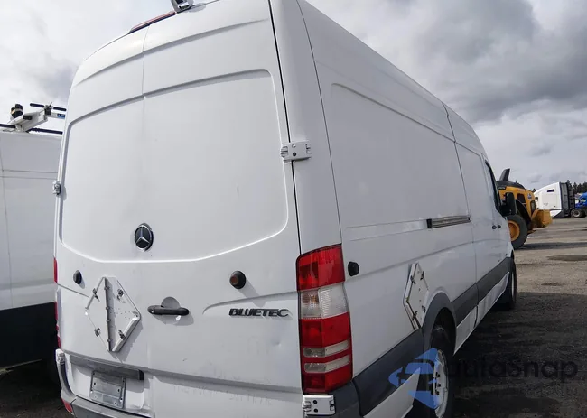 WD3PE8CB7C5676491: 44425107