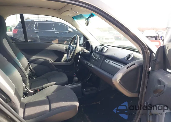 WMEEJ3BA8DK605910: 44425111