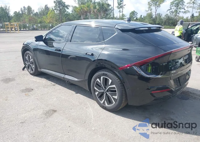 KNDC44LA5N5066230: 44425133