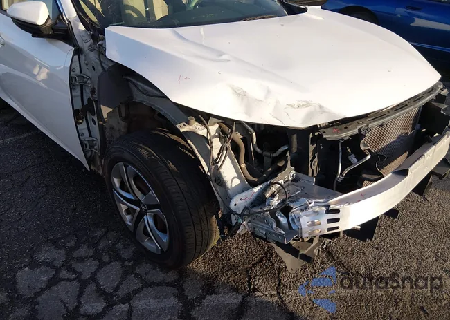 2HGFC2F51JH526958: 44425149