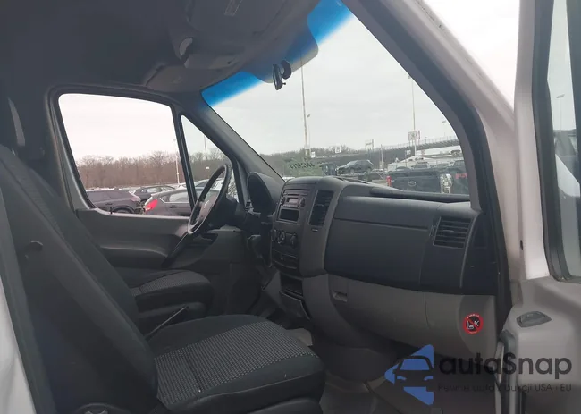 WD0PE745X85252181: 44425214