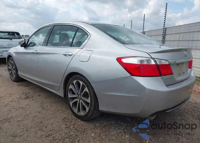 1HGCR2F59EA281509: 44425226