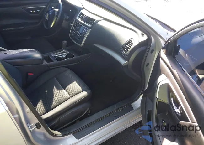 1N4AL3AP2HC143945: 44425258