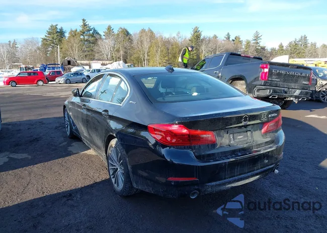 WBAJB1C52JB374401: 44425305