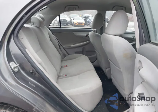 2T1BU4EE9AC269727: 44425327