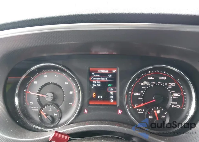 2C3CDXBG8DH534261: 44425374