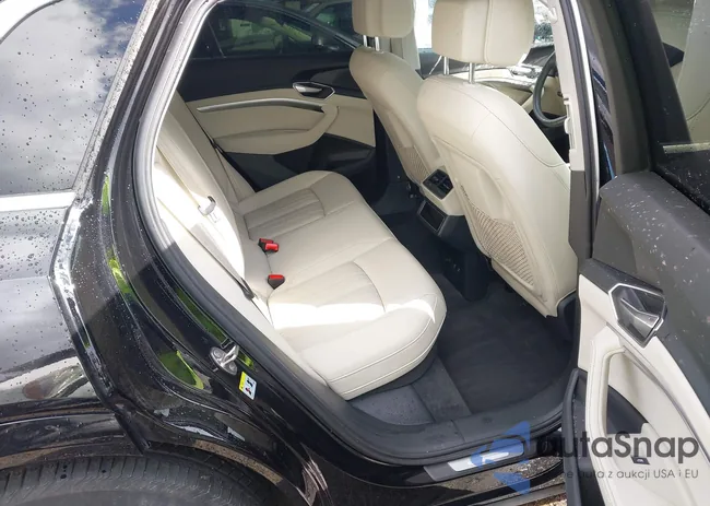 WA1AAAGE9MB033608: 44425405