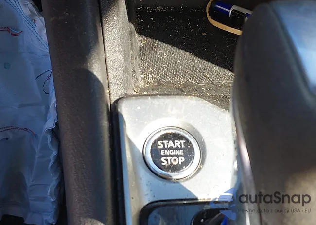 1N4BL4BV4RN300632: 44424452