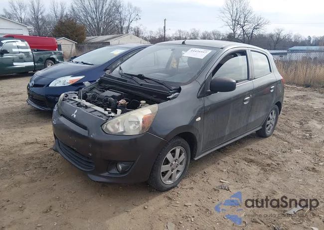 ML32A3HJ2EH011985: 44424557