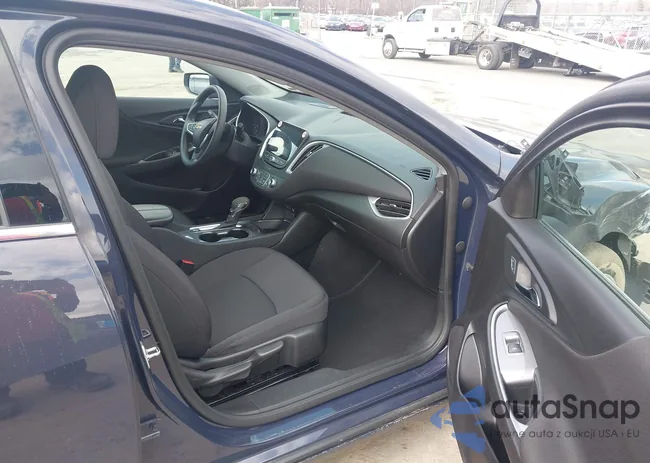 1G1ZD5ST9SF116273: 44424598