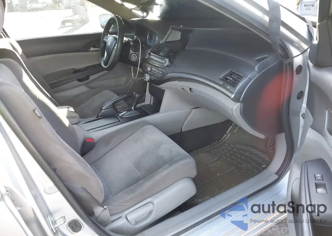 1HGCP2F43AA018889: 44424607