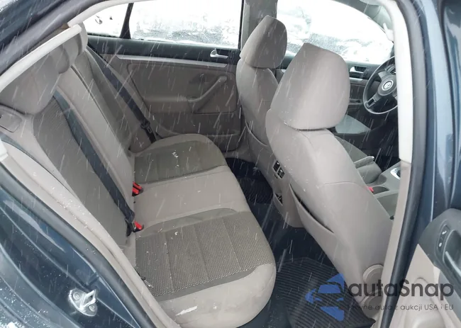 3VWJZ7AJ5AM019844: 44424608